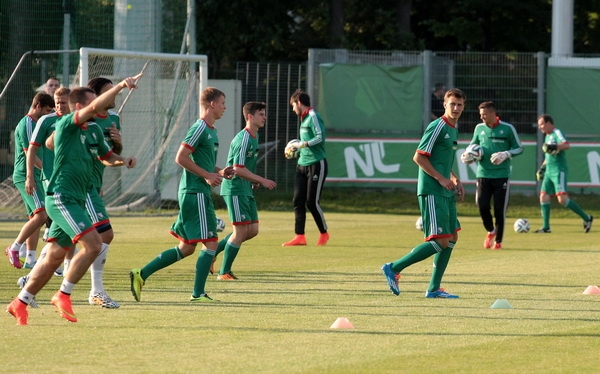 Krystian Bielik trenował z Legią