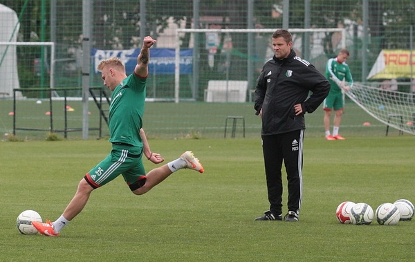 Guilherme wrócił do zajeć, Kosecki zaczął truchtać