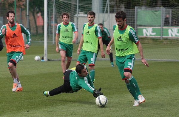 Legia już trenuje przed Wisłą, Sa ćwiczył z zespołem