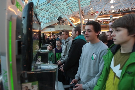 Legioniści promowali FIFA 14