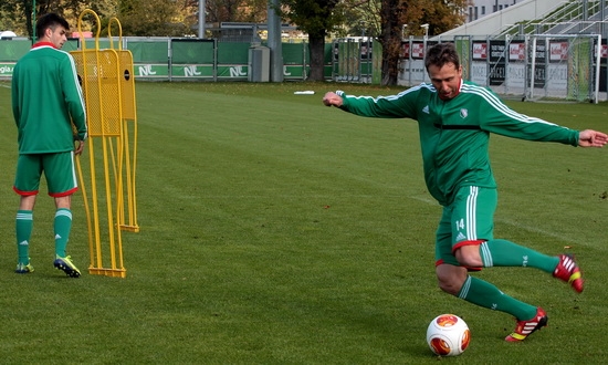 Bereszyński wrócił do treningów, Dwaliszwili gotowy do gry