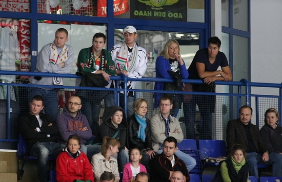 Hokej: Legia wygrywa z Orlikiem 4:3