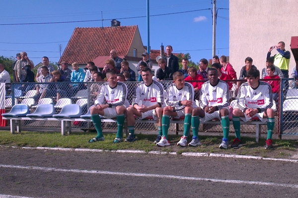 Sparing: Victoria Bartoszyce - Legia Warszawa 0:11 - Salwa honorowa