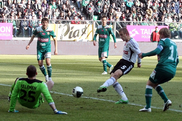 Śląsk Wrocław - Legia Warszawa 0:4 (0:3): Legia zgniotła lidera