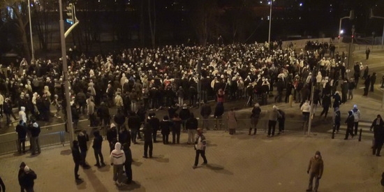 Spokojna manifestacja i mały żart z policji