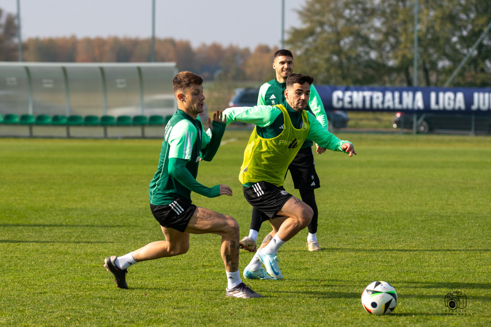 Trening Legii z kibicami