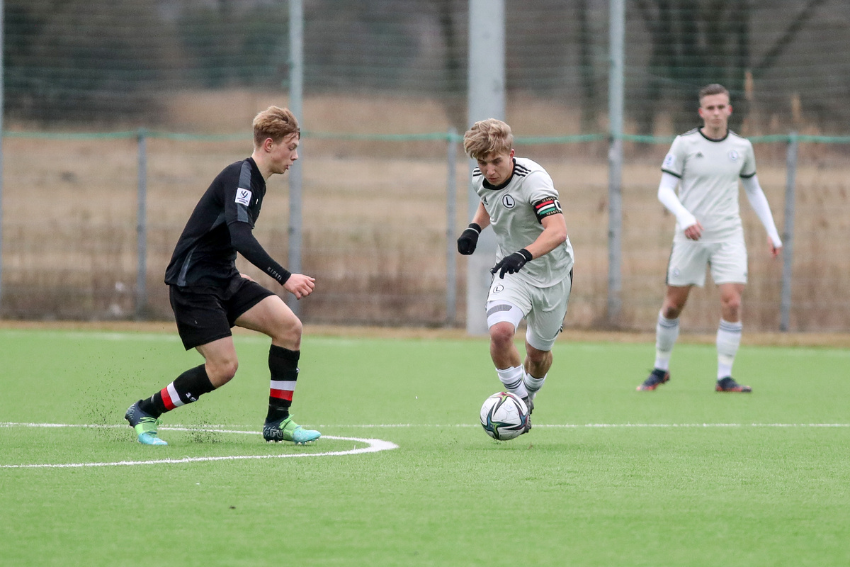 Kacper Knera