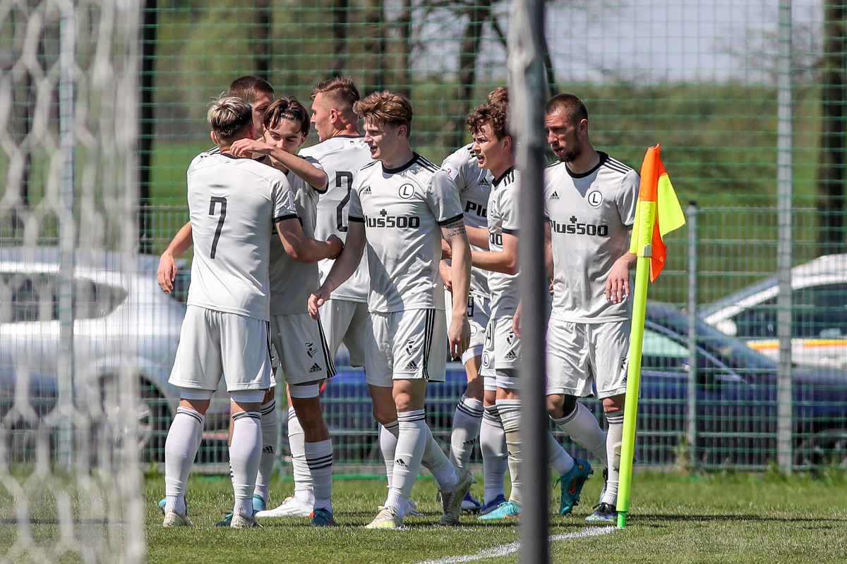Legia II radość
