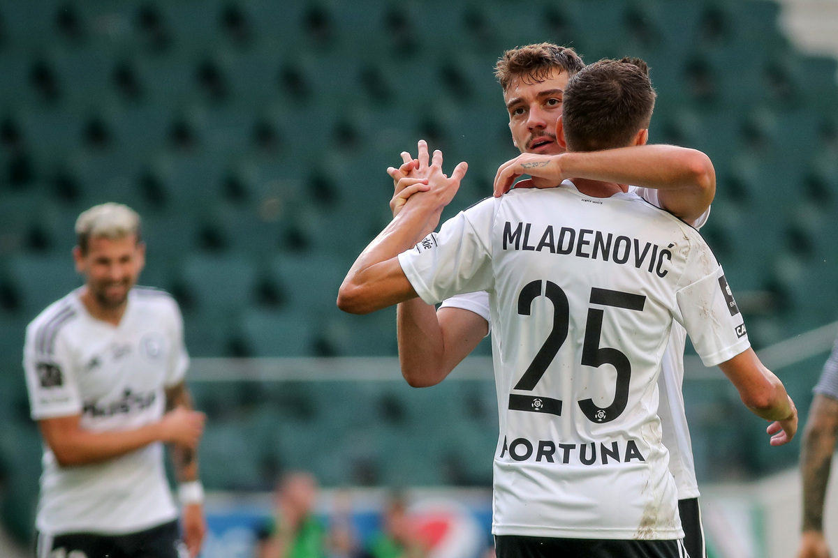 Ernest Muci Filip Mladenović radość