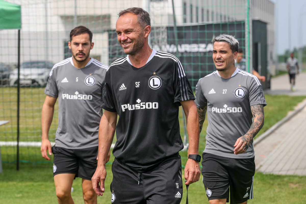 Yuri Ribeiro Stergios Fotopoulos Josue Pesqueira