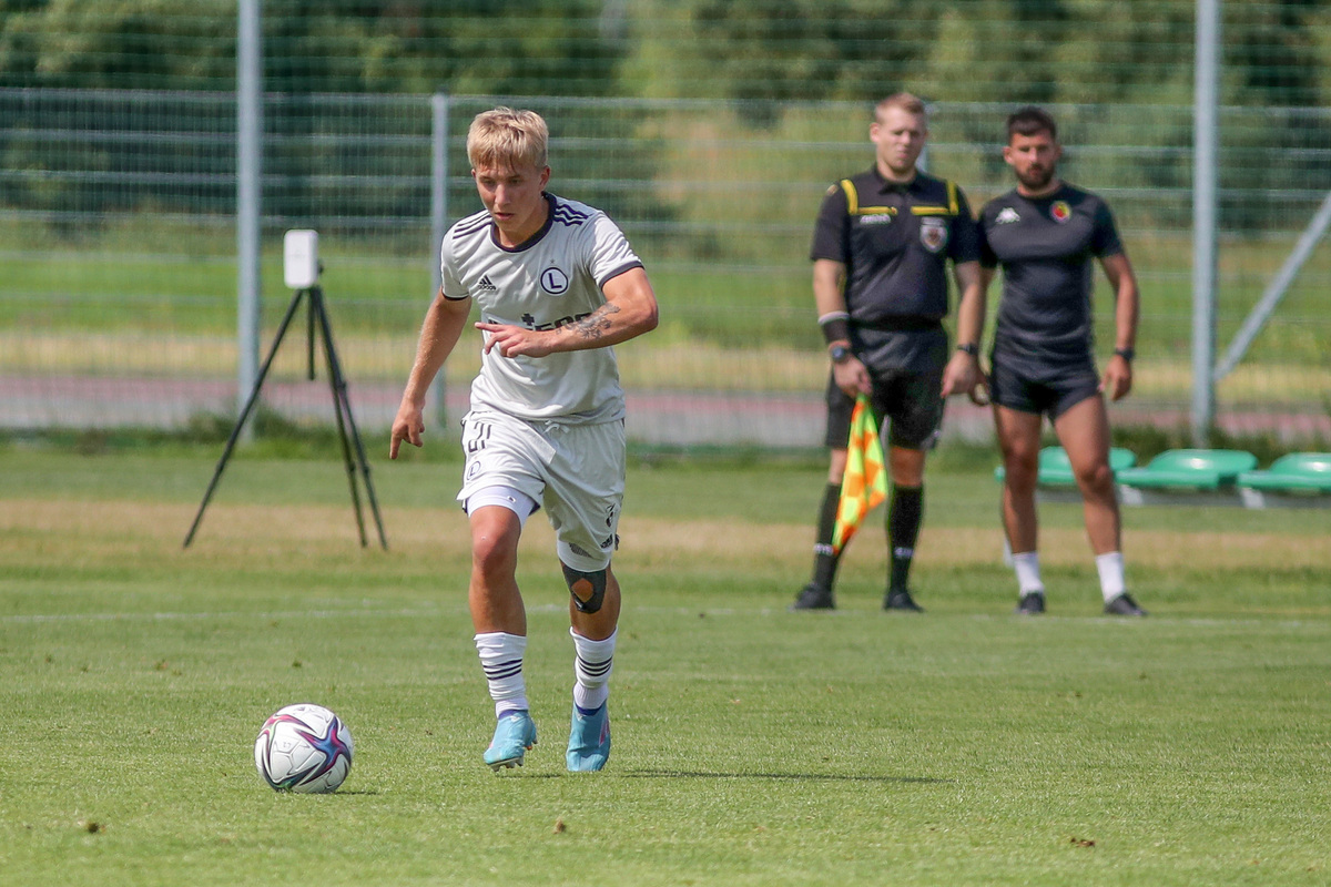 Kacper Knera