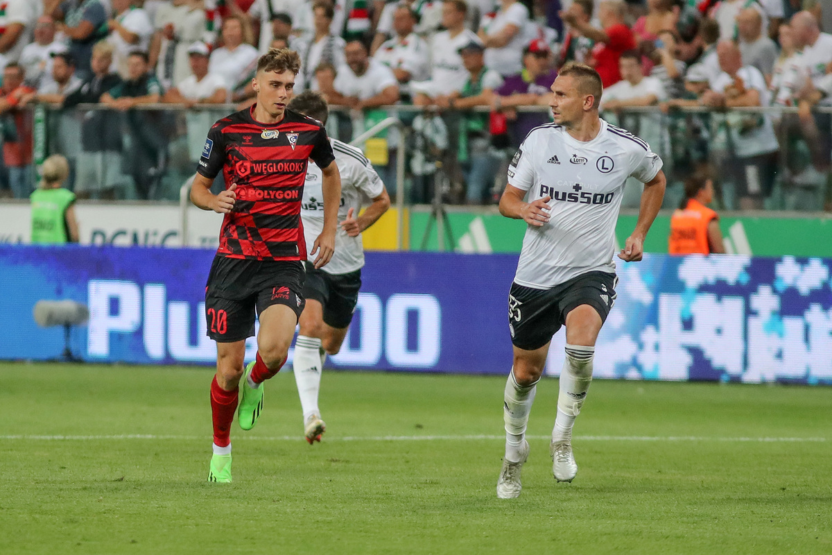 Szymon Włodarczyk Artur Jędrzejczyk