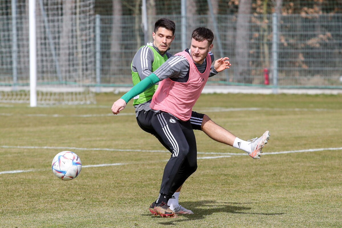 Bartosz Kapustka Mattias Johansson