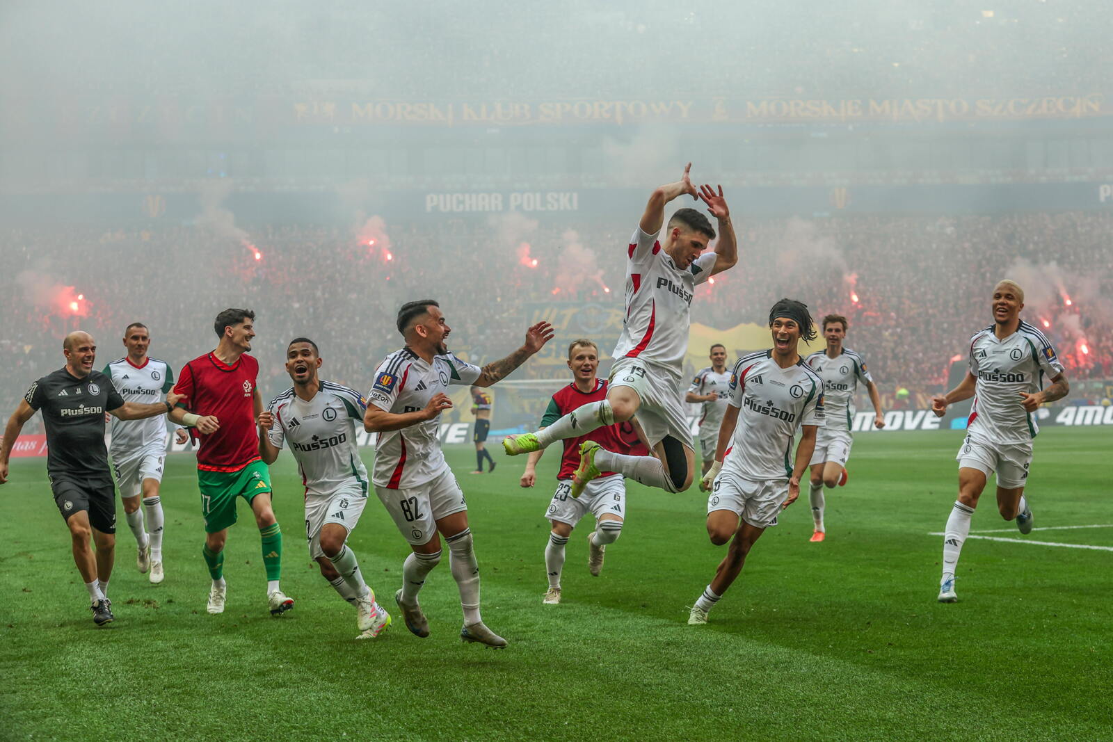 Finał Pucharu Polski: Pogoń Szczecin - Legia Warszawa 3:4 oraz świętowanie