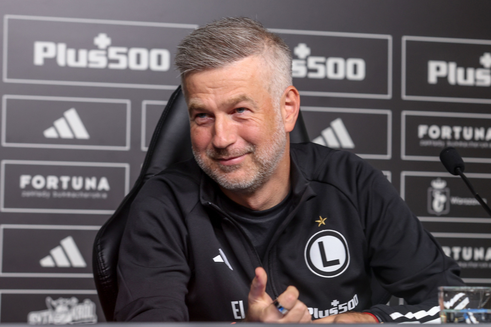   Edward Iordanescu