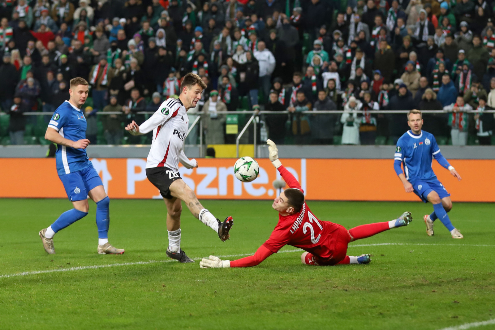 Legia Warszawa - Dinamo Miński 4:0