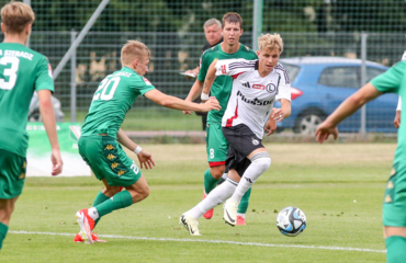 Legia II Warszawa - Warta Sieradz 0:1 Jakub Jędrasik